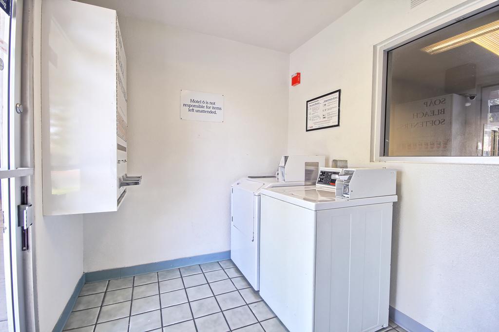 Motel 6-Porterville, Ca Екстериор снимка