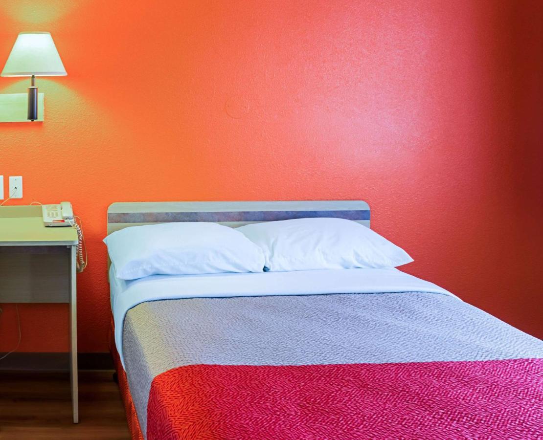 Motel 6-Porterville, Ca Екстериор снимка