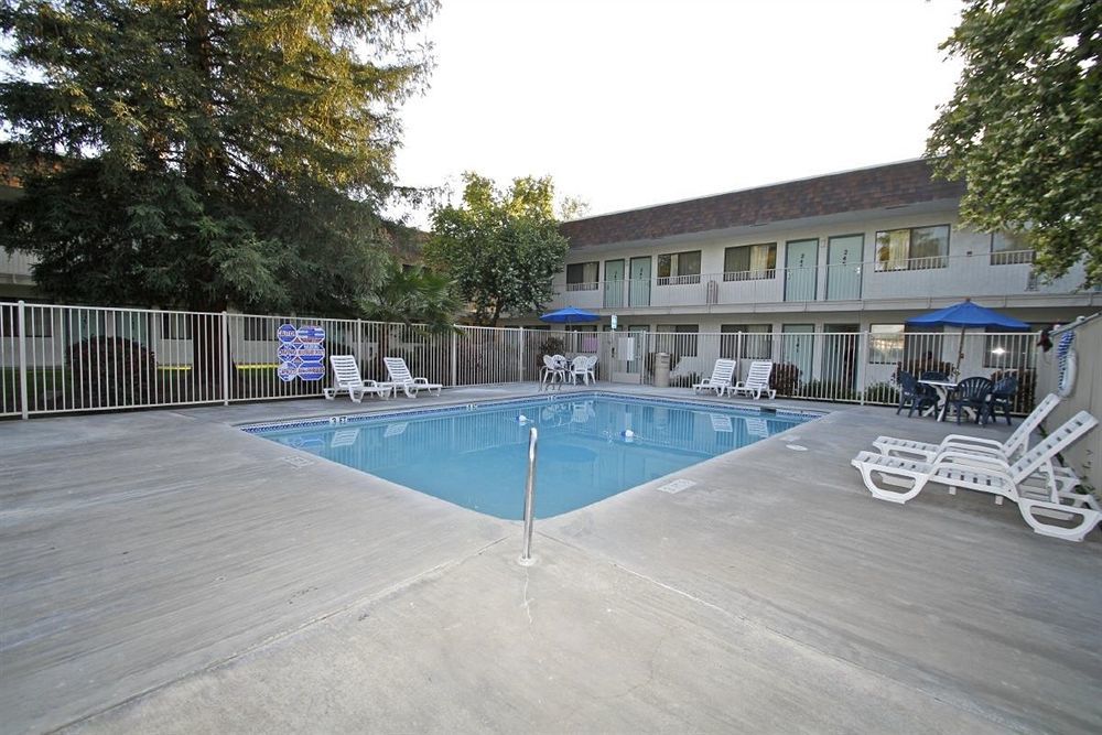 Motel 6-Porterville, Ca Екстериор снимка