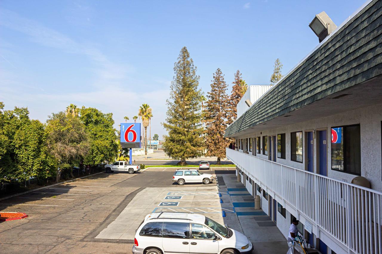 Motel 6-Porterville, Ca Екстериор снимка