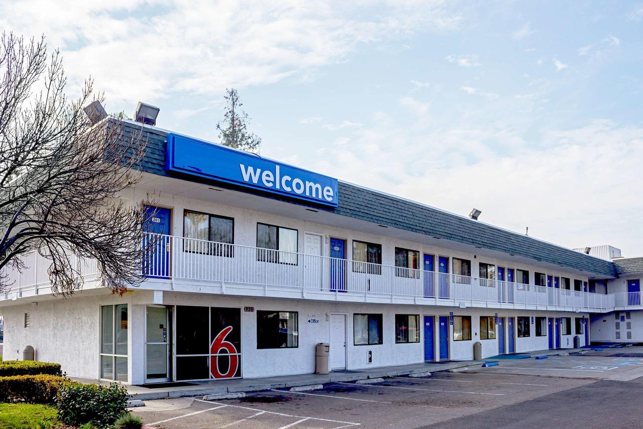Motel 6-Porterville, Ca Екстериор снимка