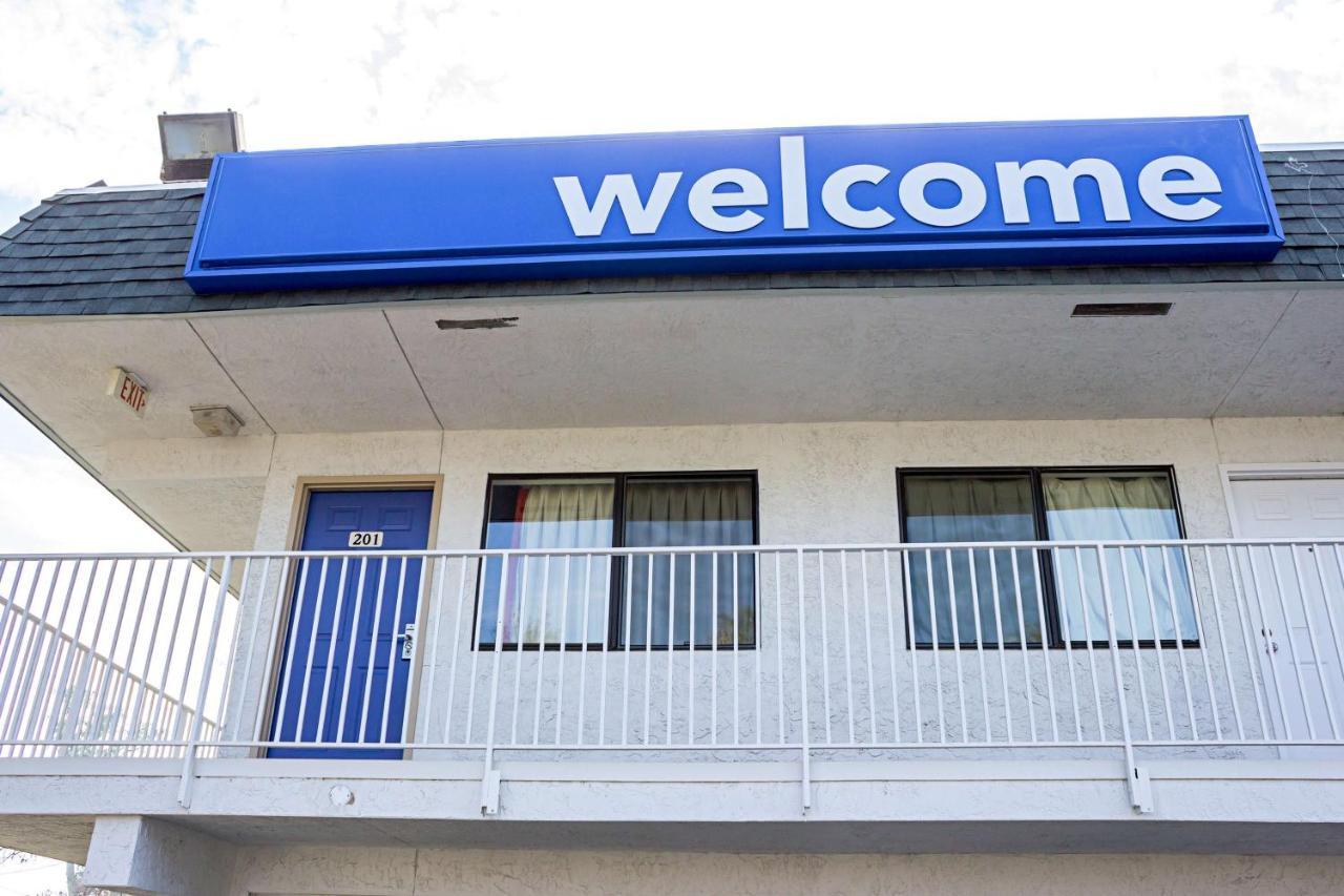 Motel 6-Porterville, Ca Екстериор снимка